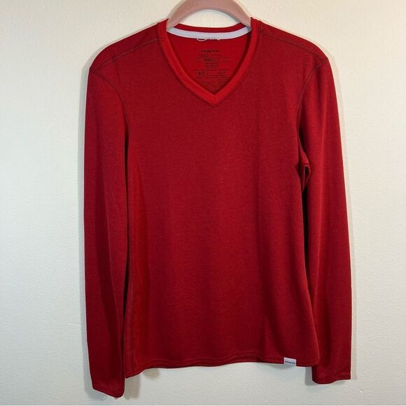✨ Patagonia Women’s Red Capilene 2 Long Sleeve Base Layer Top Small - Picture 1 of 10